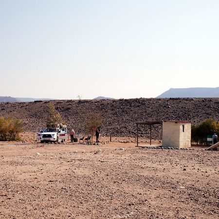 Neuhof Portion 2 Campsite Sesriem Buitenkant foto